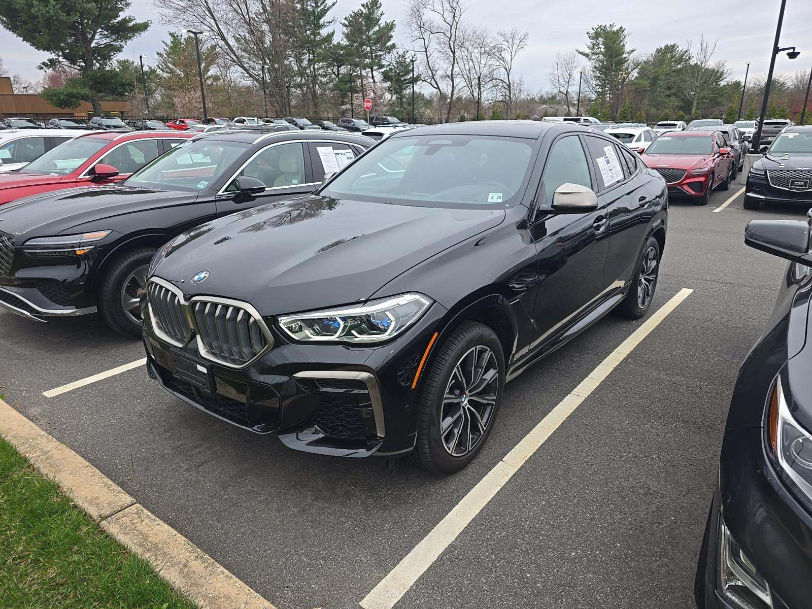 2023 BMW X6 M50i AWD