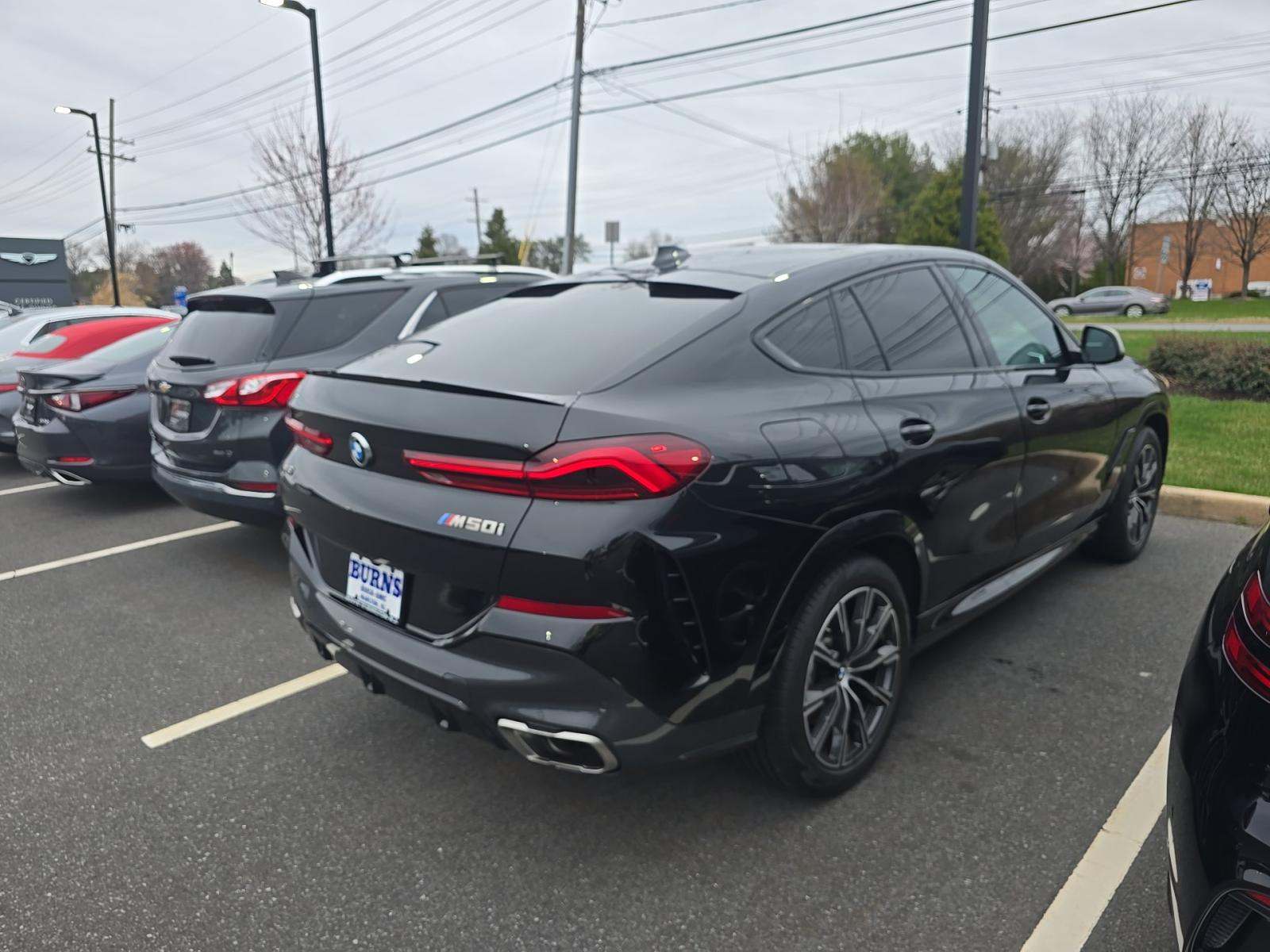 2023 BMW X6 M50i AWD