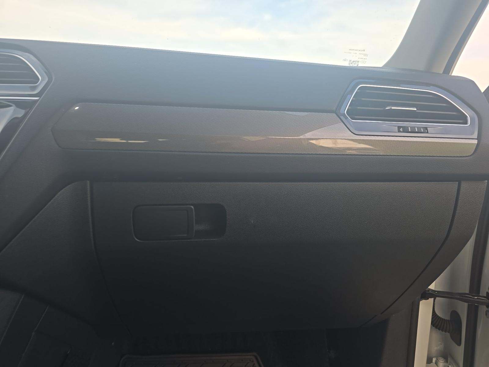 2024 Volkswagen Tiguan 2.0T SE AWD