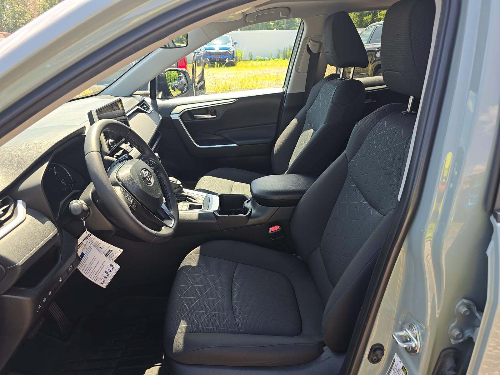 2023 Toyota RAV4 XLE AWD