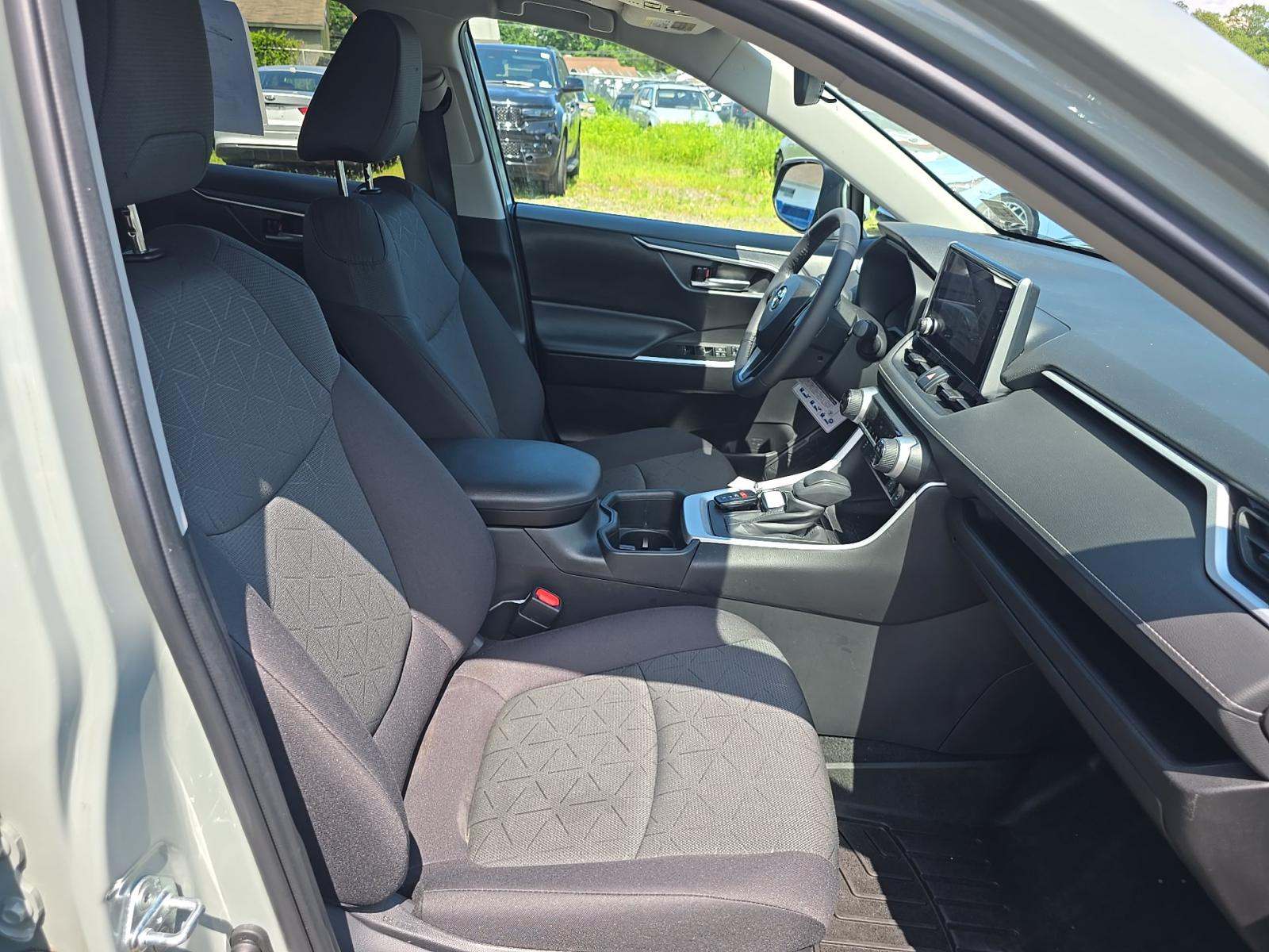 2023 Toyota RAV4 XLE AWD
