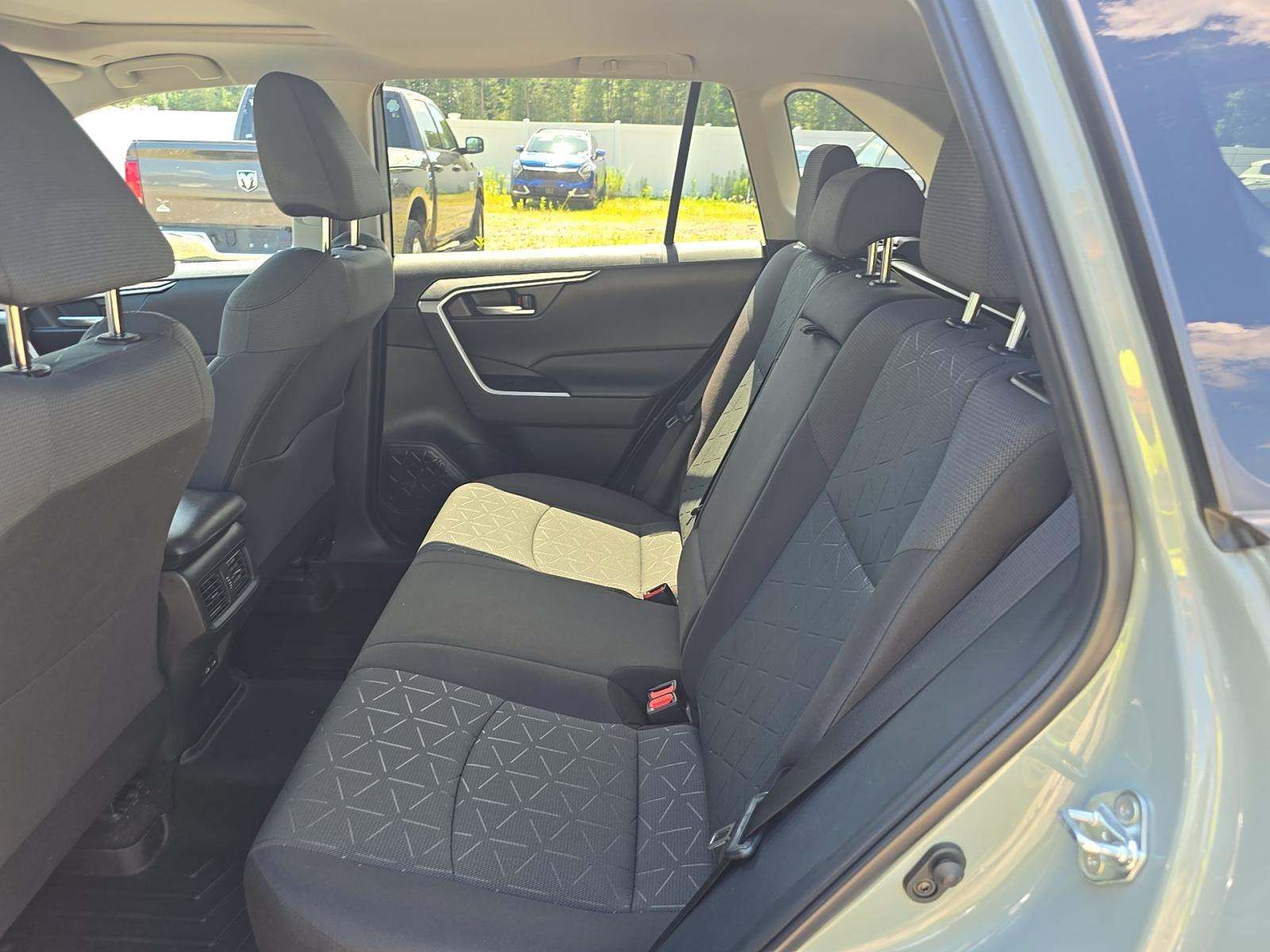 2023 Toyota RAV4 XLE AWD