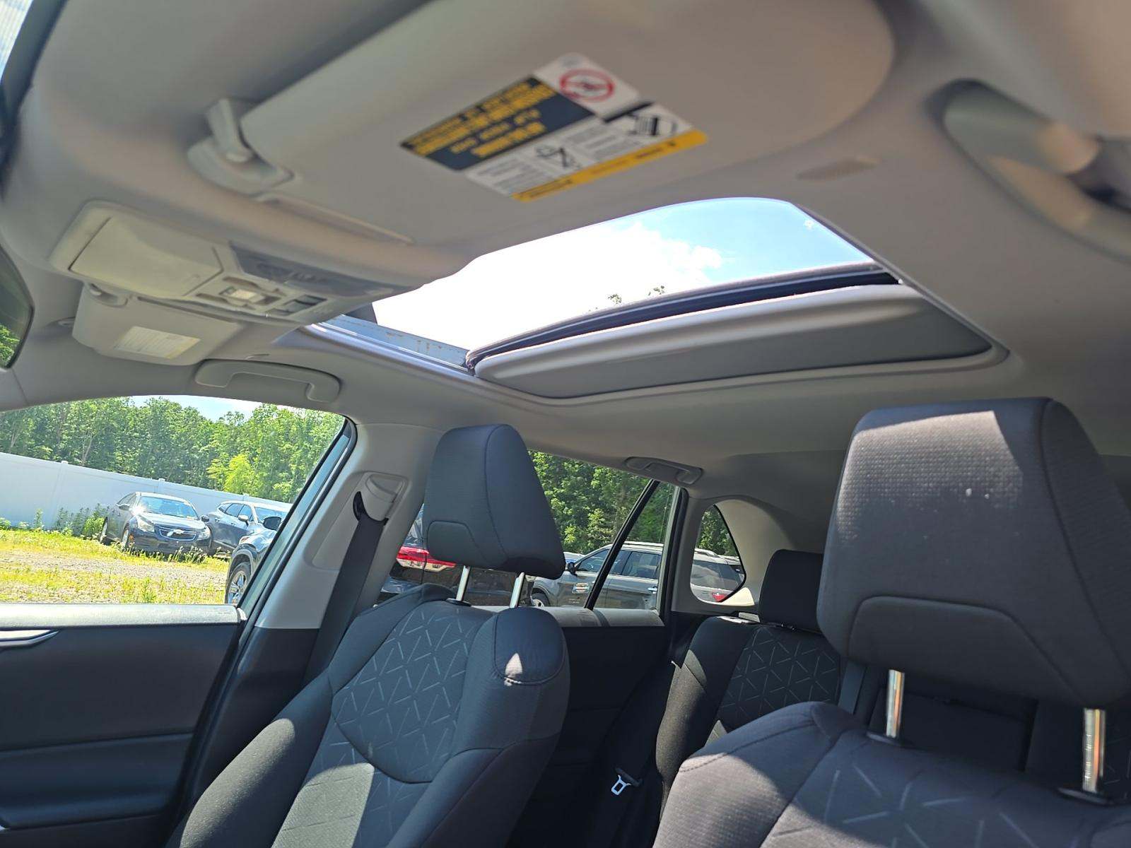 2023 Toyota RAV4 XLE AWD