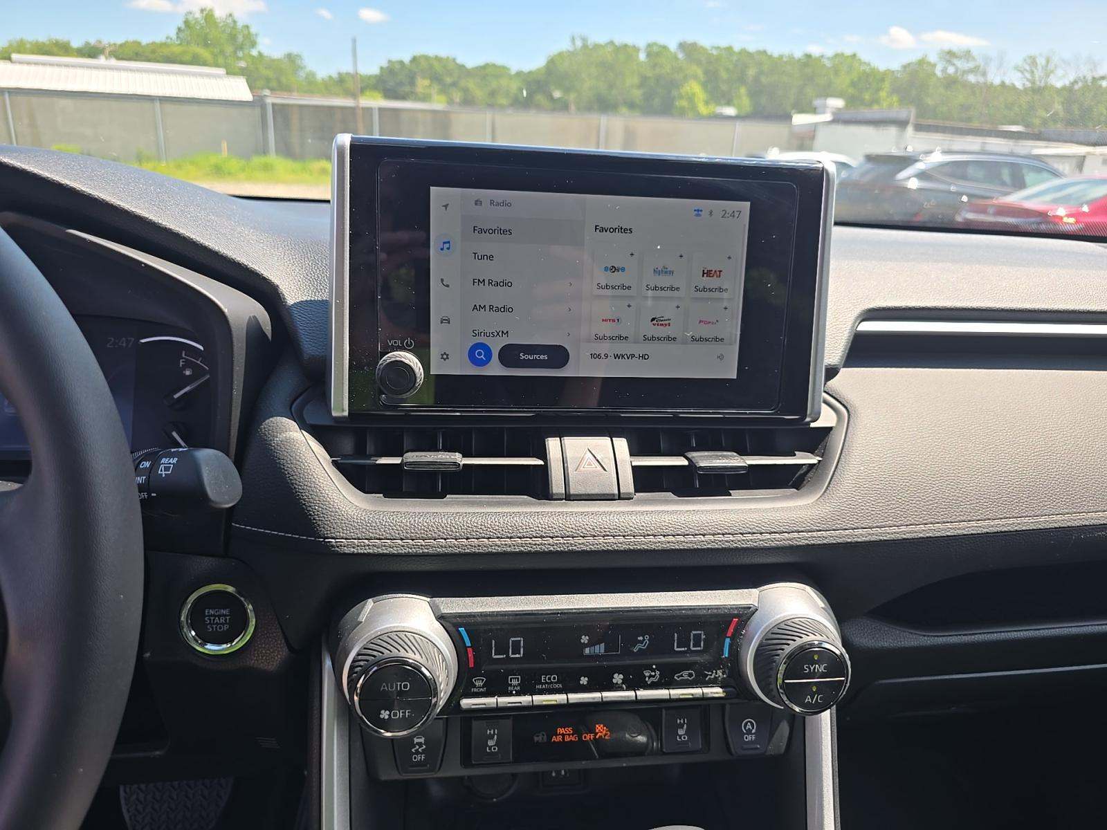 2023 Toyota RAV4 XLE AWD
