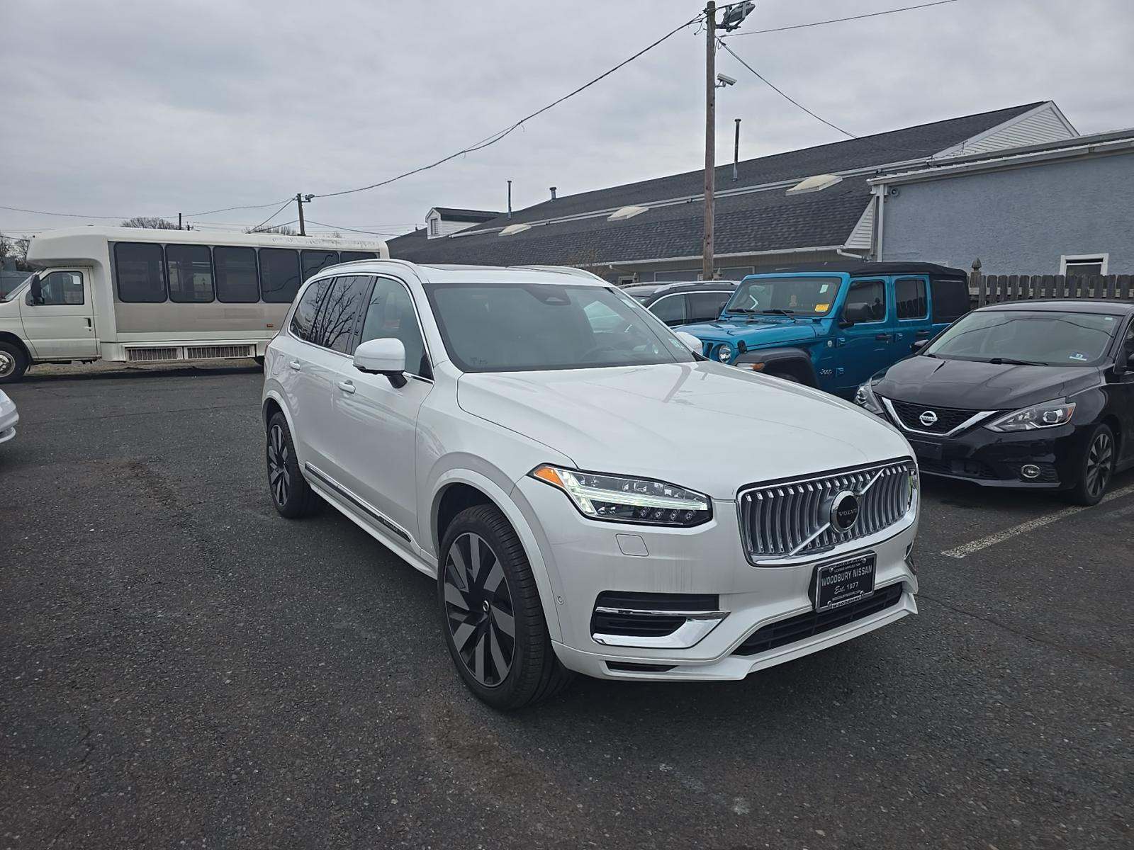 2023 Volvo XC90 Recharge T8 Ultimate AWD
