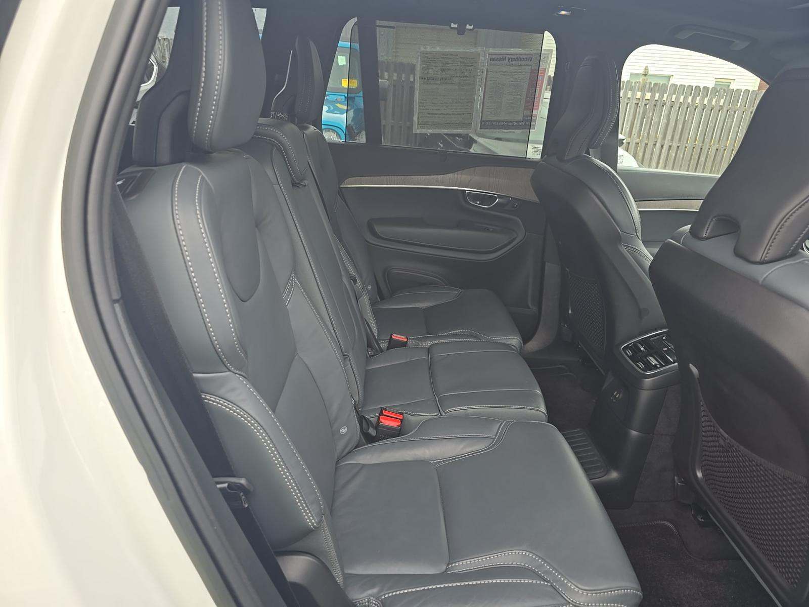 2023 Volvo XC90 Recharge T8 Ultimate AWD