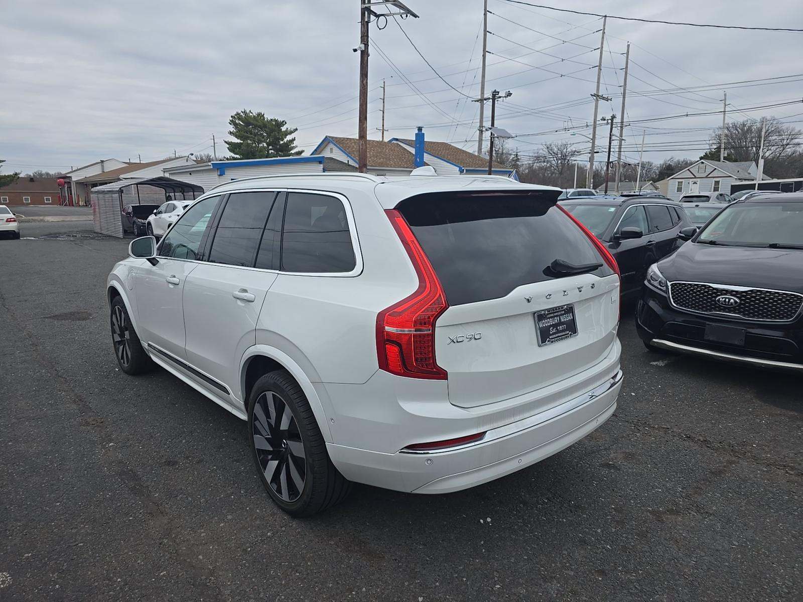 2023 Volvo XC90 Recharge T8 Ultimate AWD