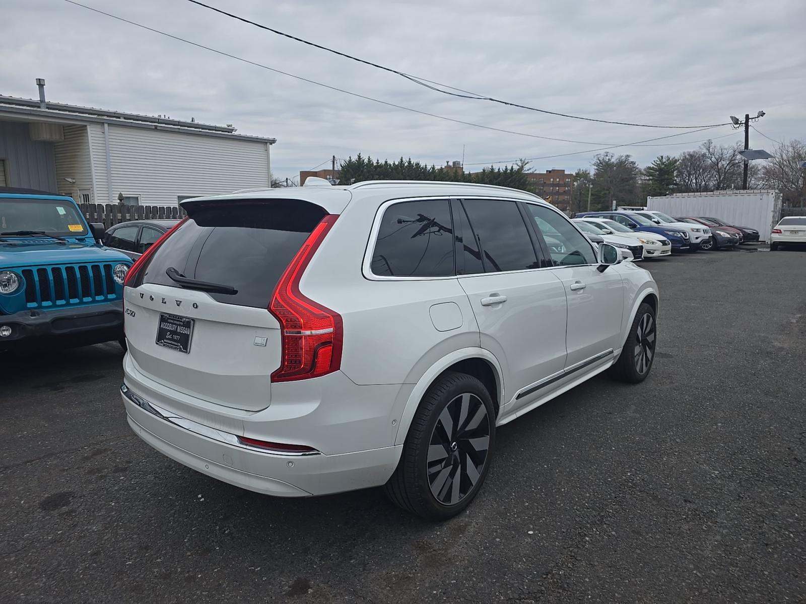 2023 Volvo XC90 Recharge T8 Ultimate AWD