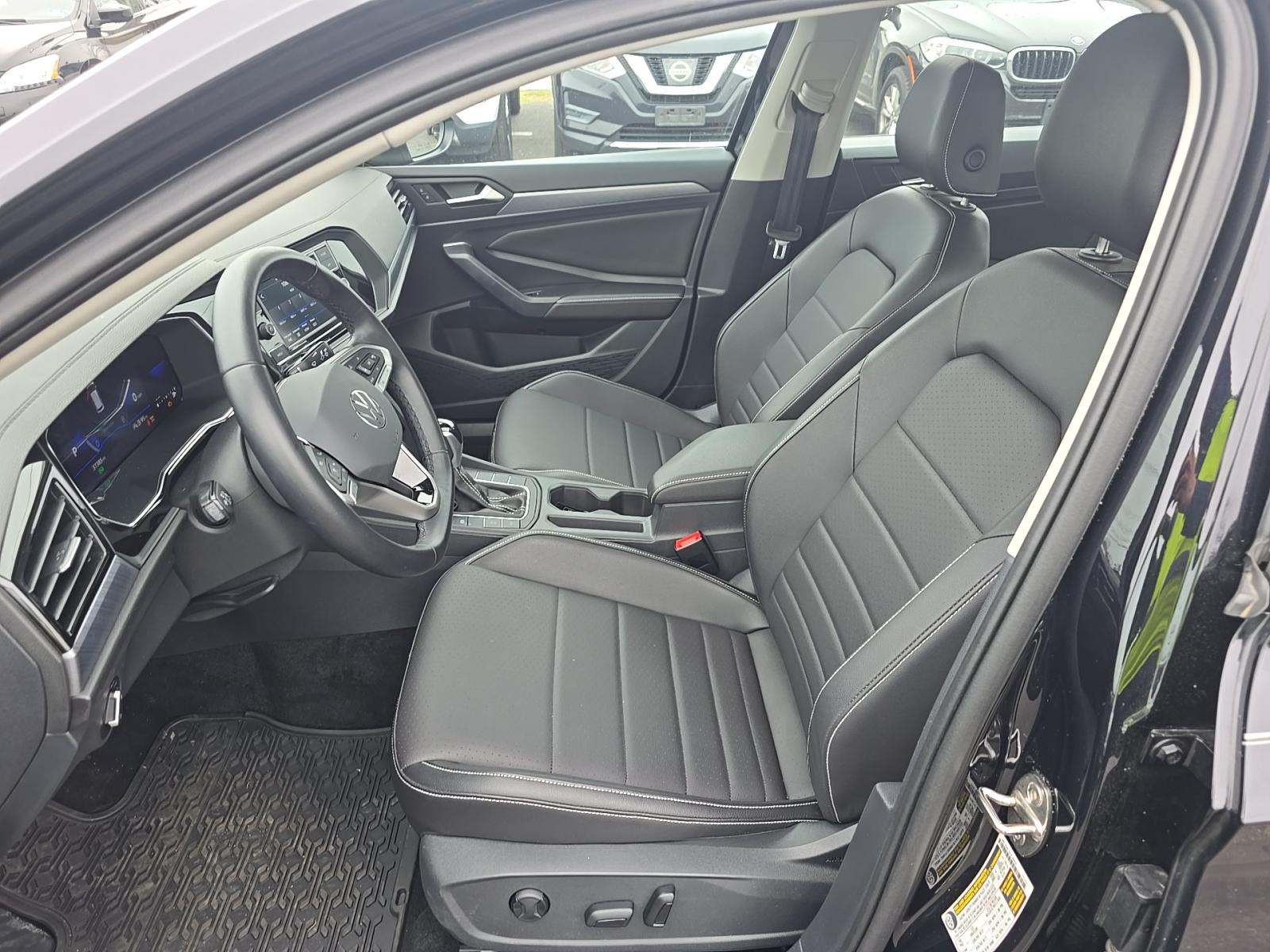 2023 Volkswagen Jetta 1.5T SE FWD