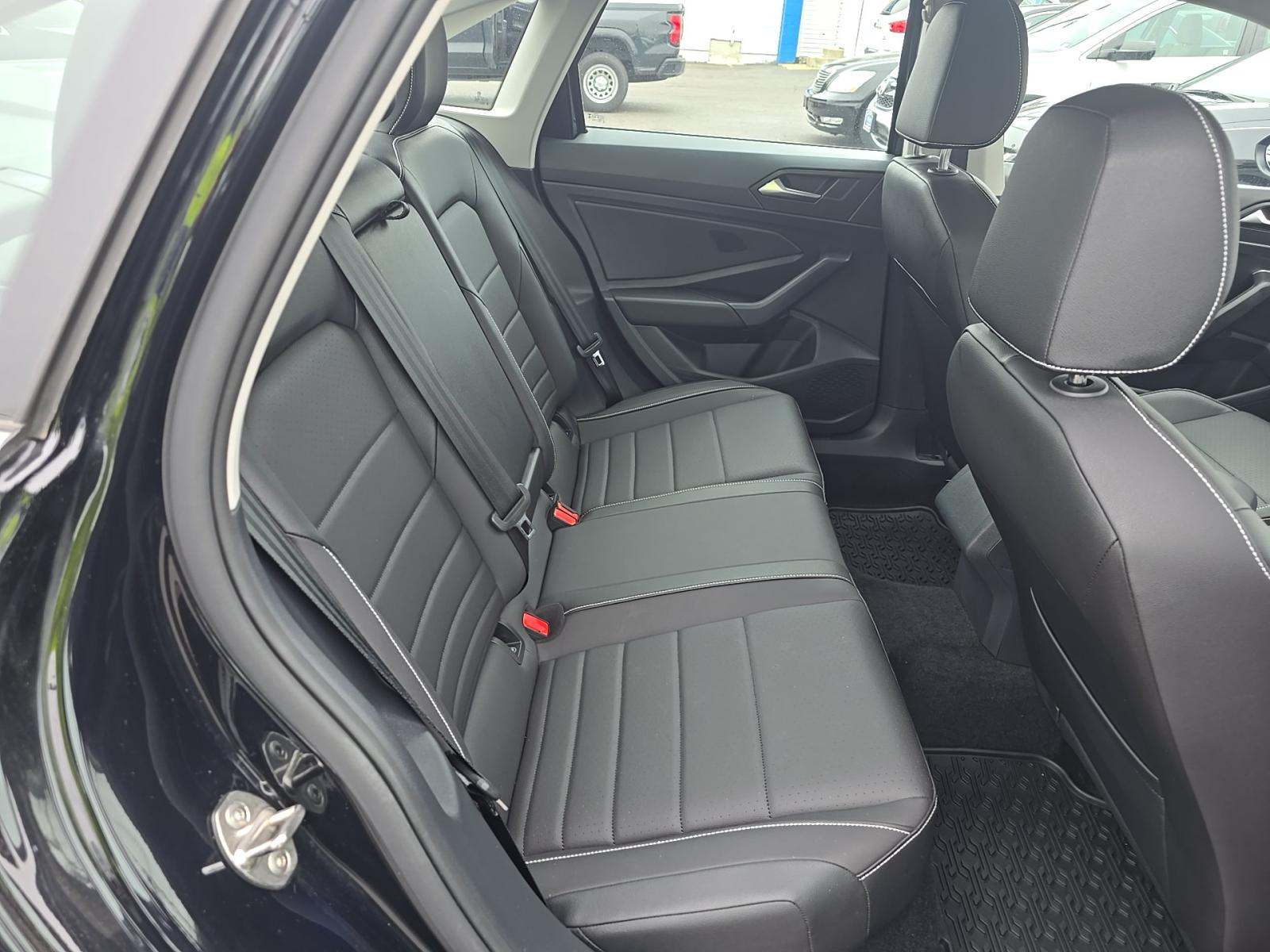 2023 Volkswagen Jetta 1.5T SE FWD