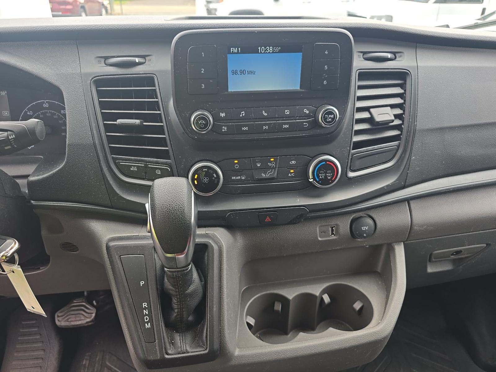 FORD TRANSIT 250 - 10