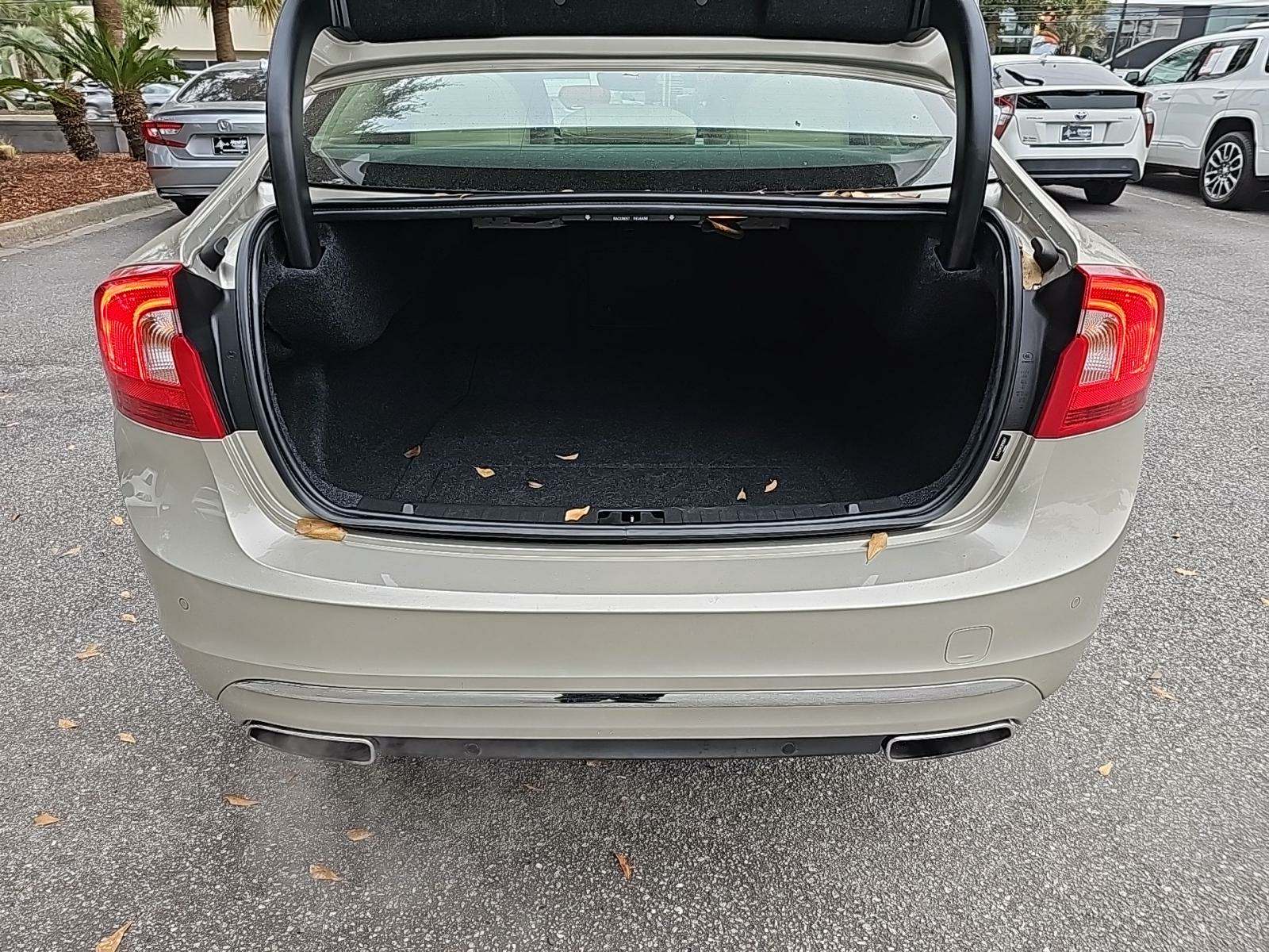 2018 Volvo S60 T5 Inscription Platinum AWD