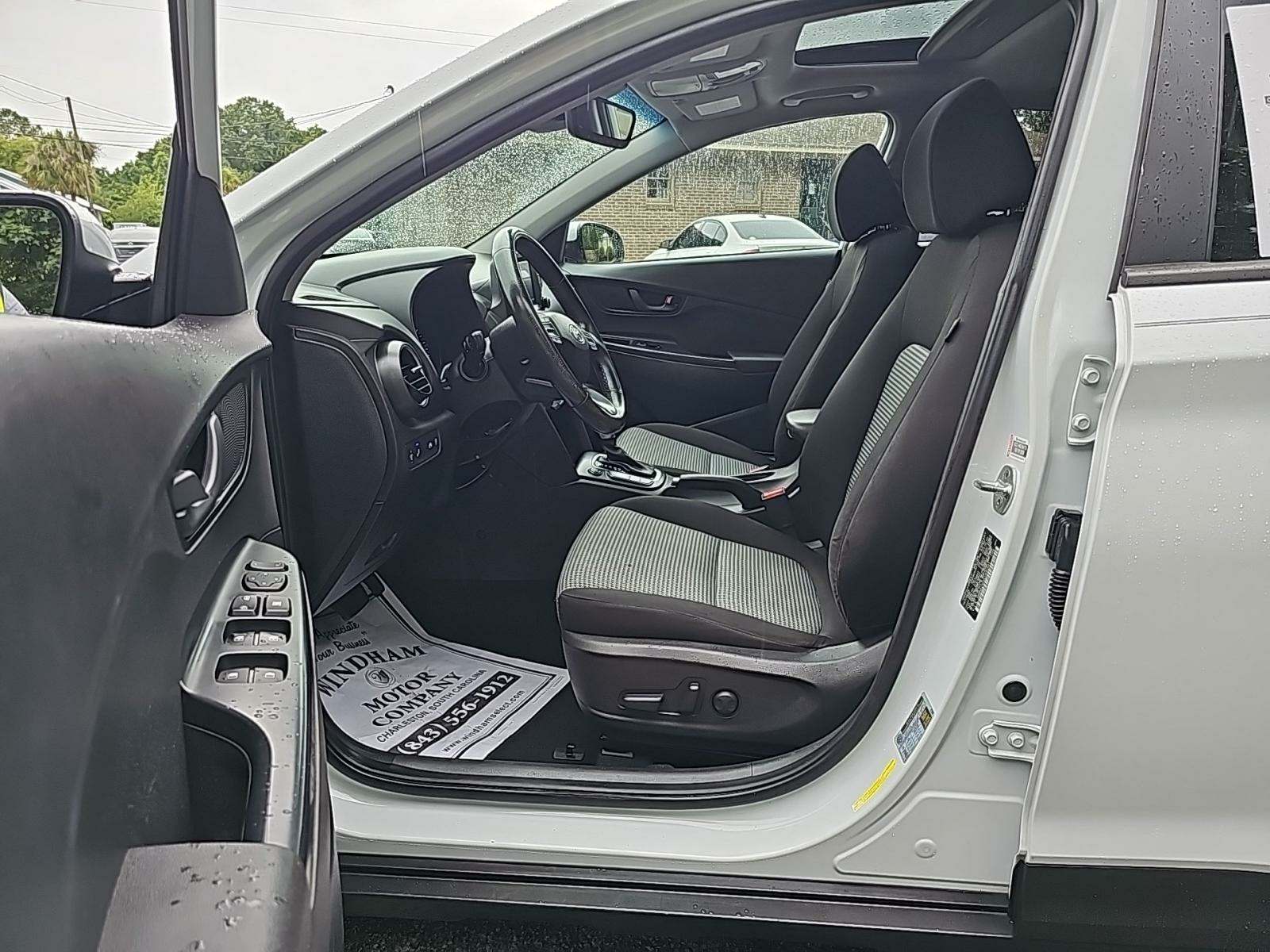 2020 Hyundai Kona SEL Plus FWD