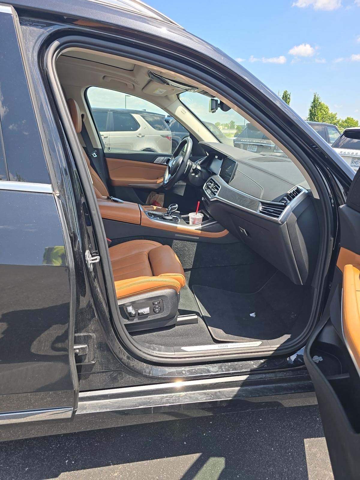 2022 BMW X7 xDrive40i AWD