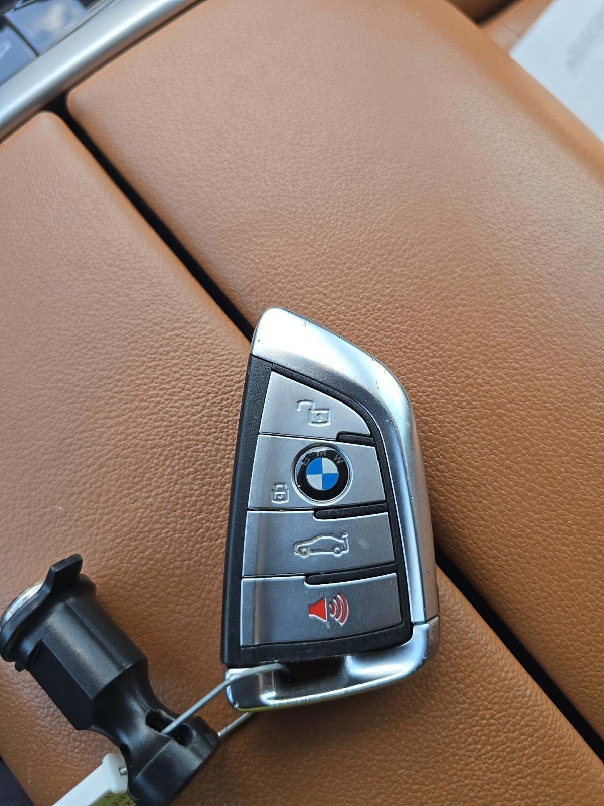 2022 BMW X7 xDrive40i AWD