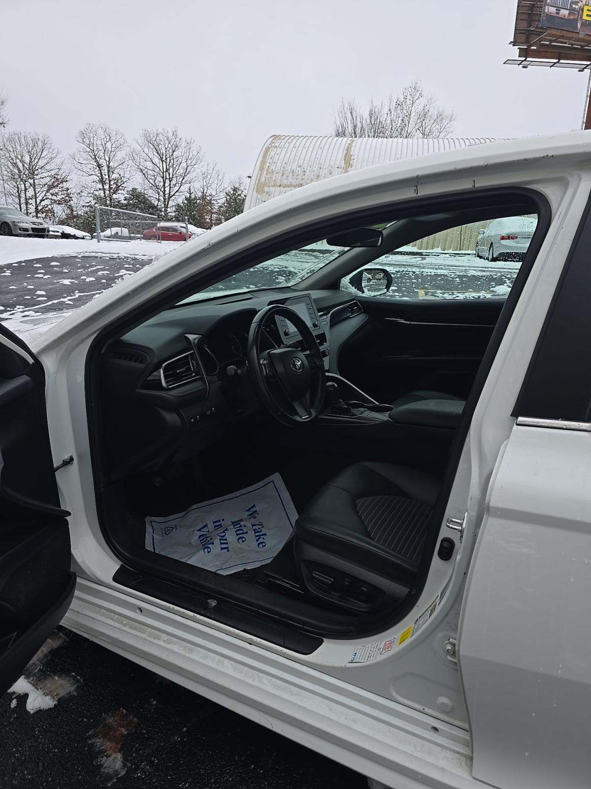 2024 Toyota Camry SE FWD