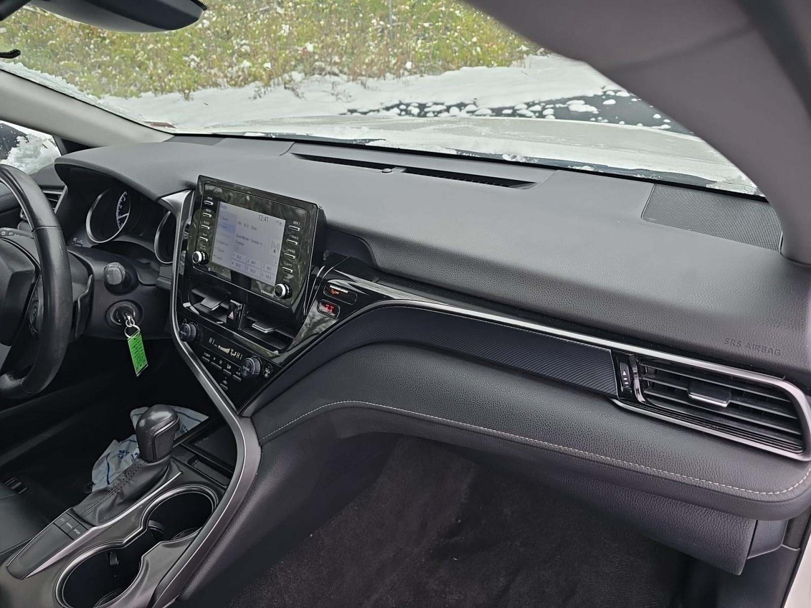 2024 Toyota Camry SE FWD