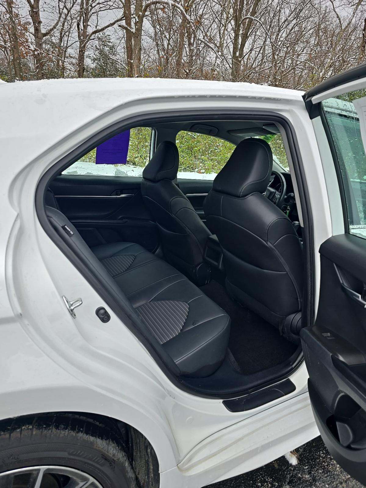 2024 Toyota Camry SE FWD