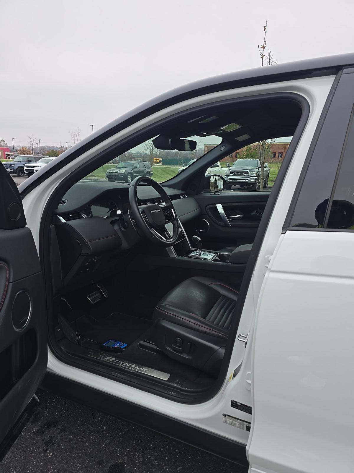 2023 Land Rover Discovery Sport SE R-Dynamic AWD