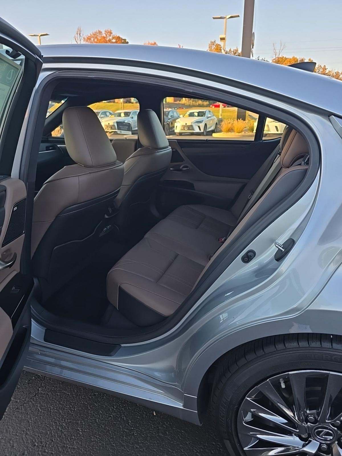 2024 Lexus ES ES 350 Ultra Luxury FWD