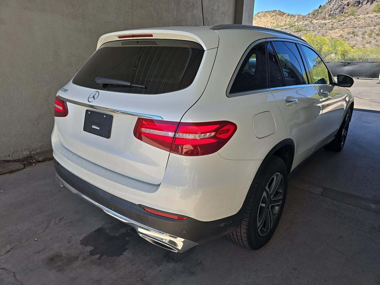 MERCEDES-BENZ GLC-CLASS - 3