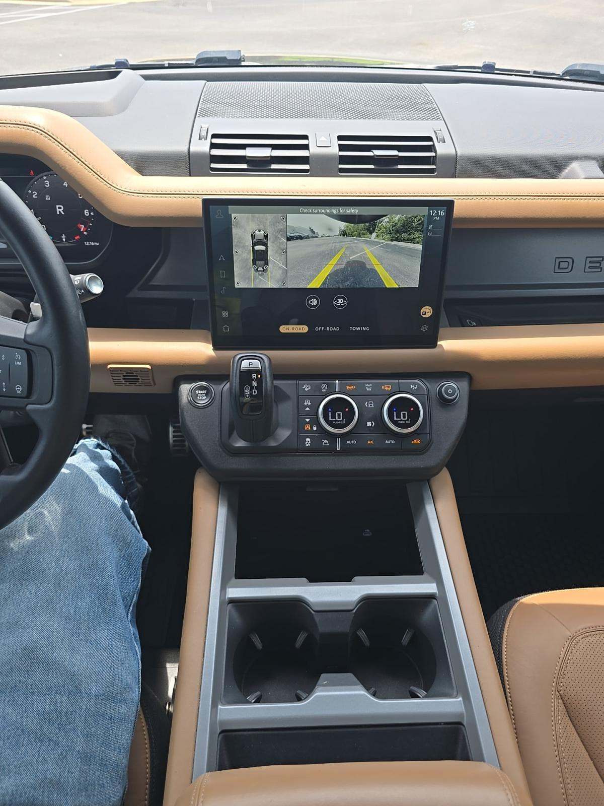 2025 Land Rover Defender 110 V8 AWD