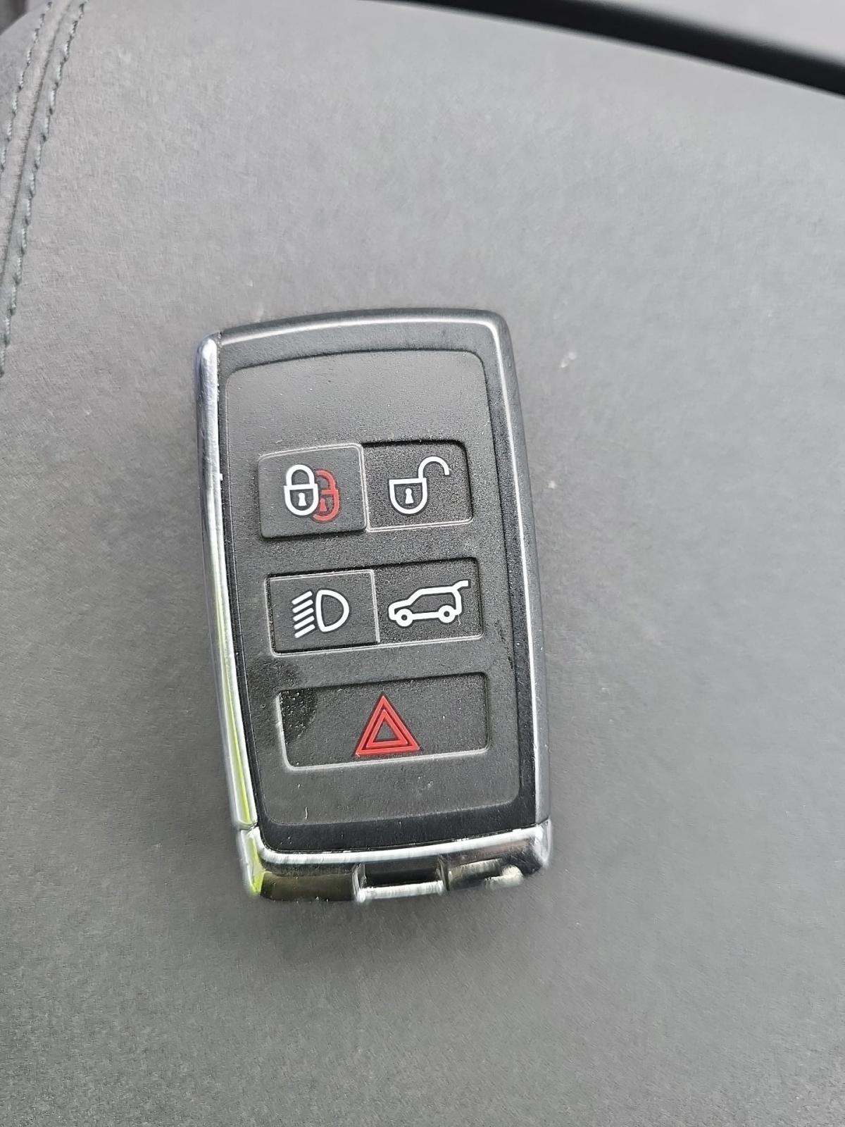 2023 Land Rover Defender 110 30th Anniversary Edition AWD