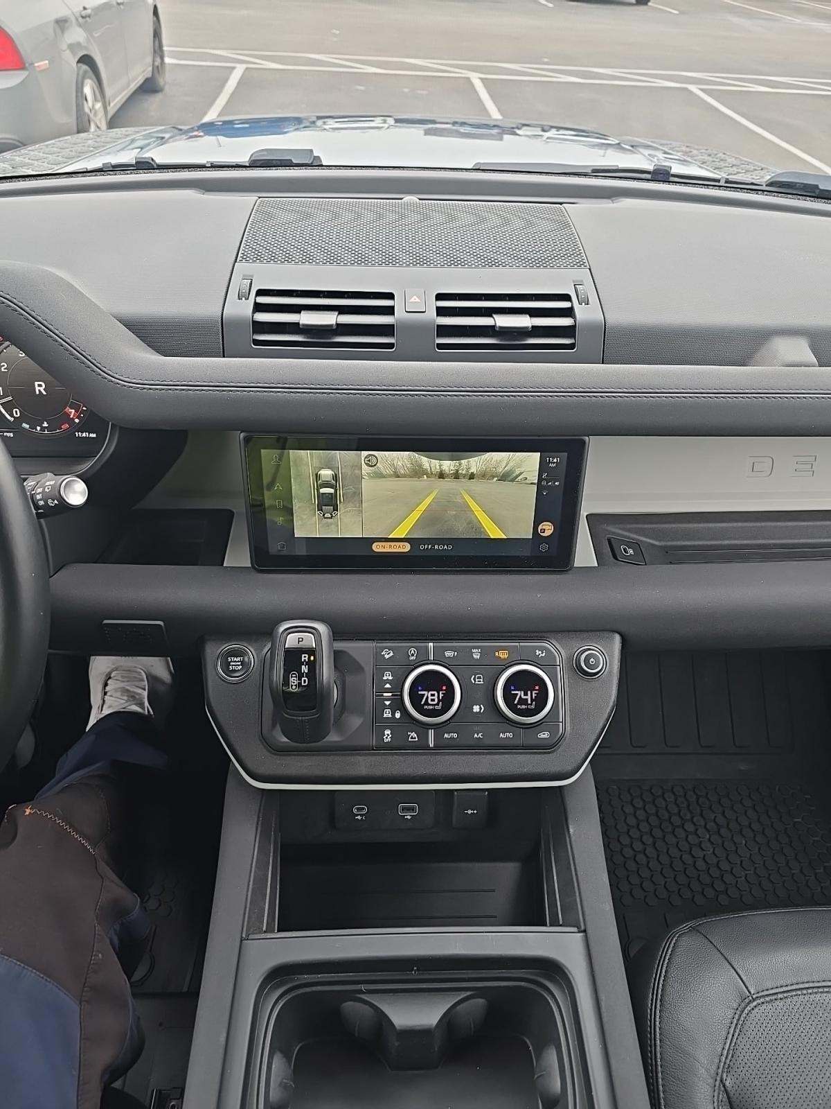 2023 Land Rover Defender 110 30th Anniversary Edition AWD