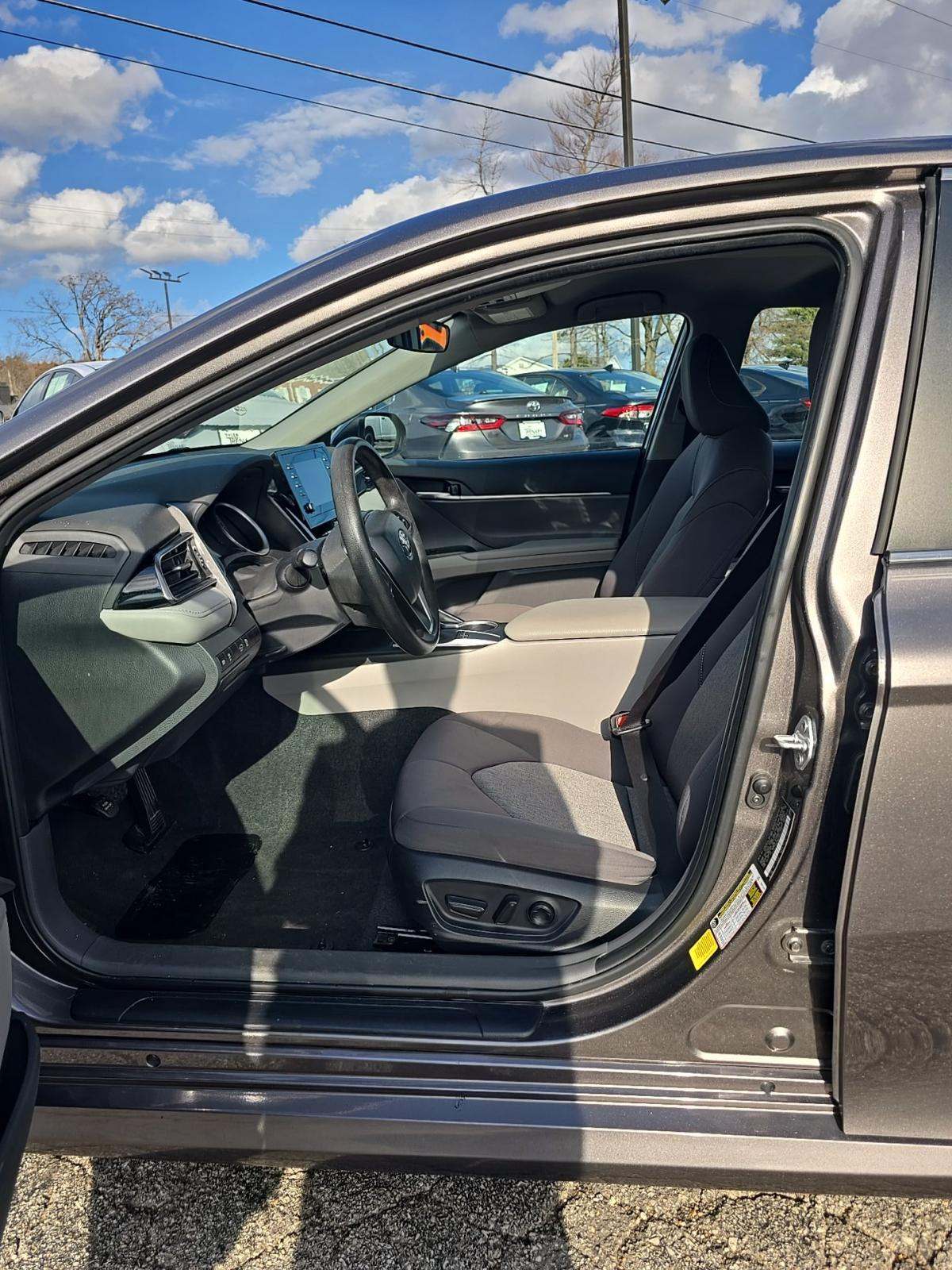 2024 Toyota Camry LE FWD