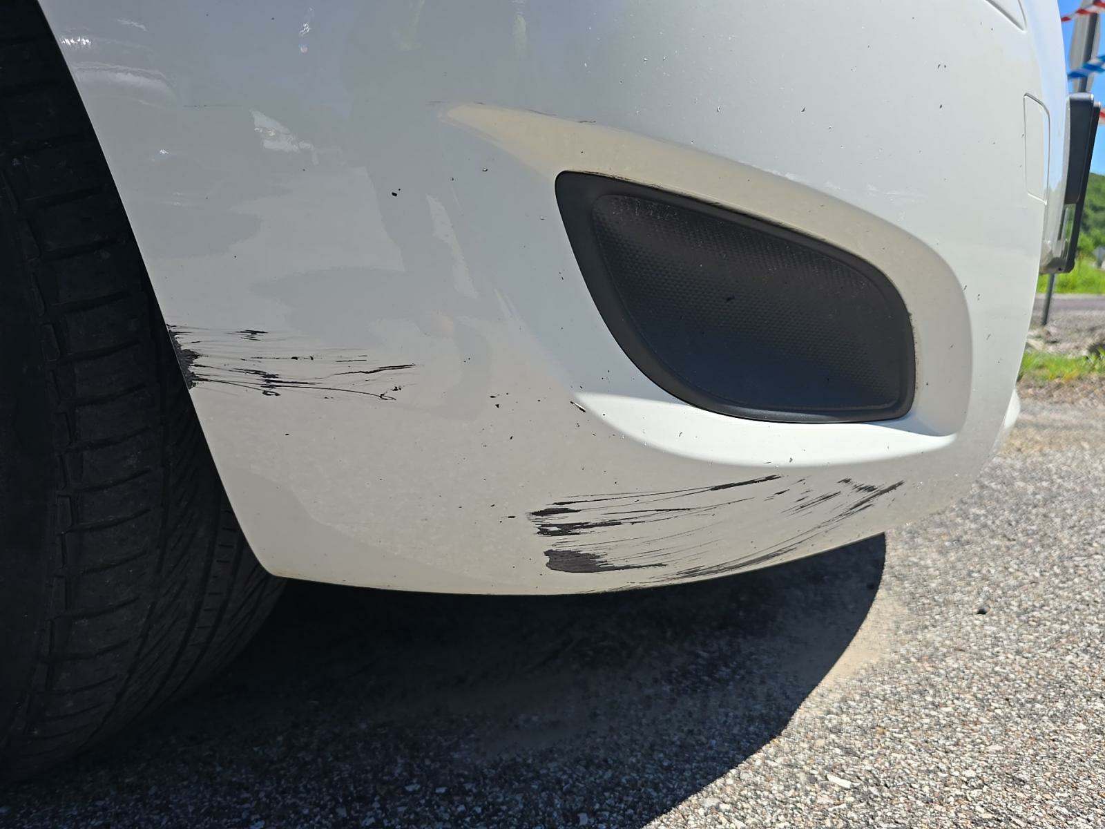 2010 Toyota Yaris Base FWD