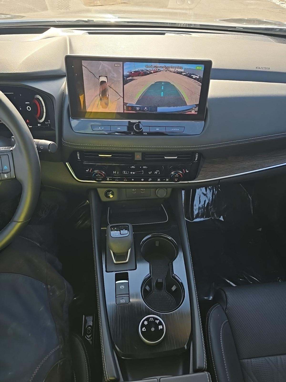 2025 Nissan Rogue Platinum AWD