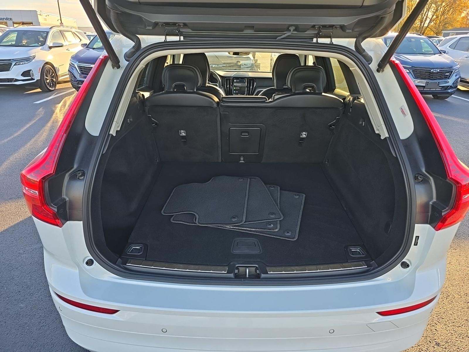 2023 Volvo XC60 B5 Core AWD