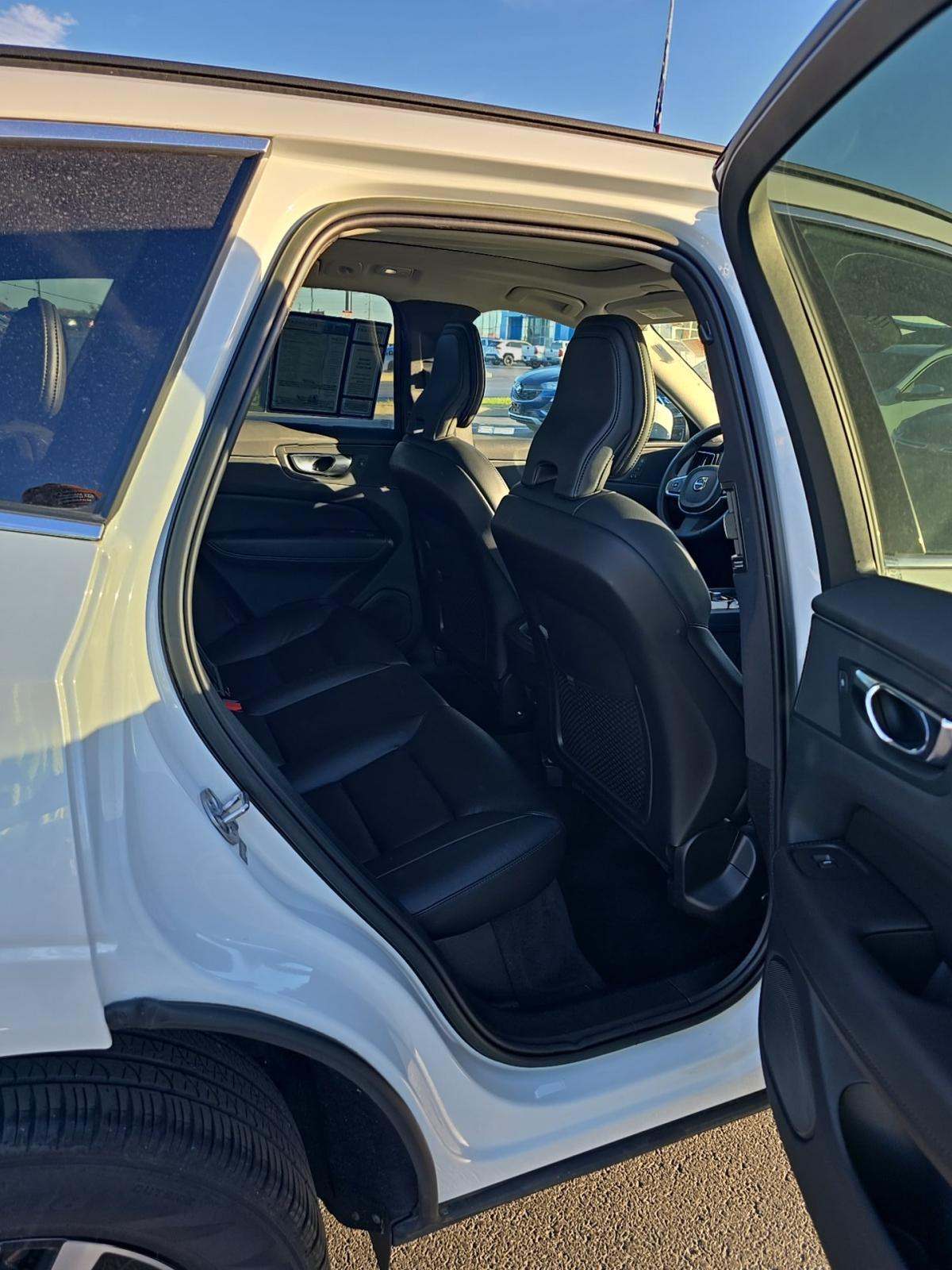 2023 Volvo XC60 B5 Core AWD