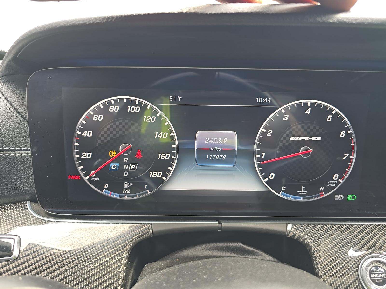 MERCEDES-BENZ E-CLASS - 5