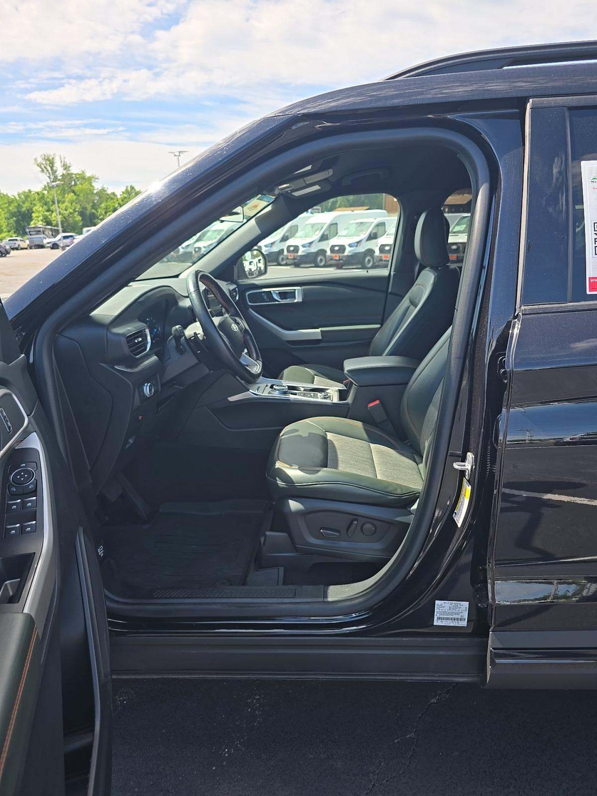 FORD EXPLORER - 2