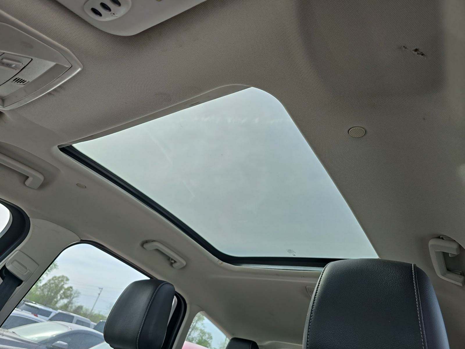 2018 Ford C-MAX Hybrid Titanium FWD