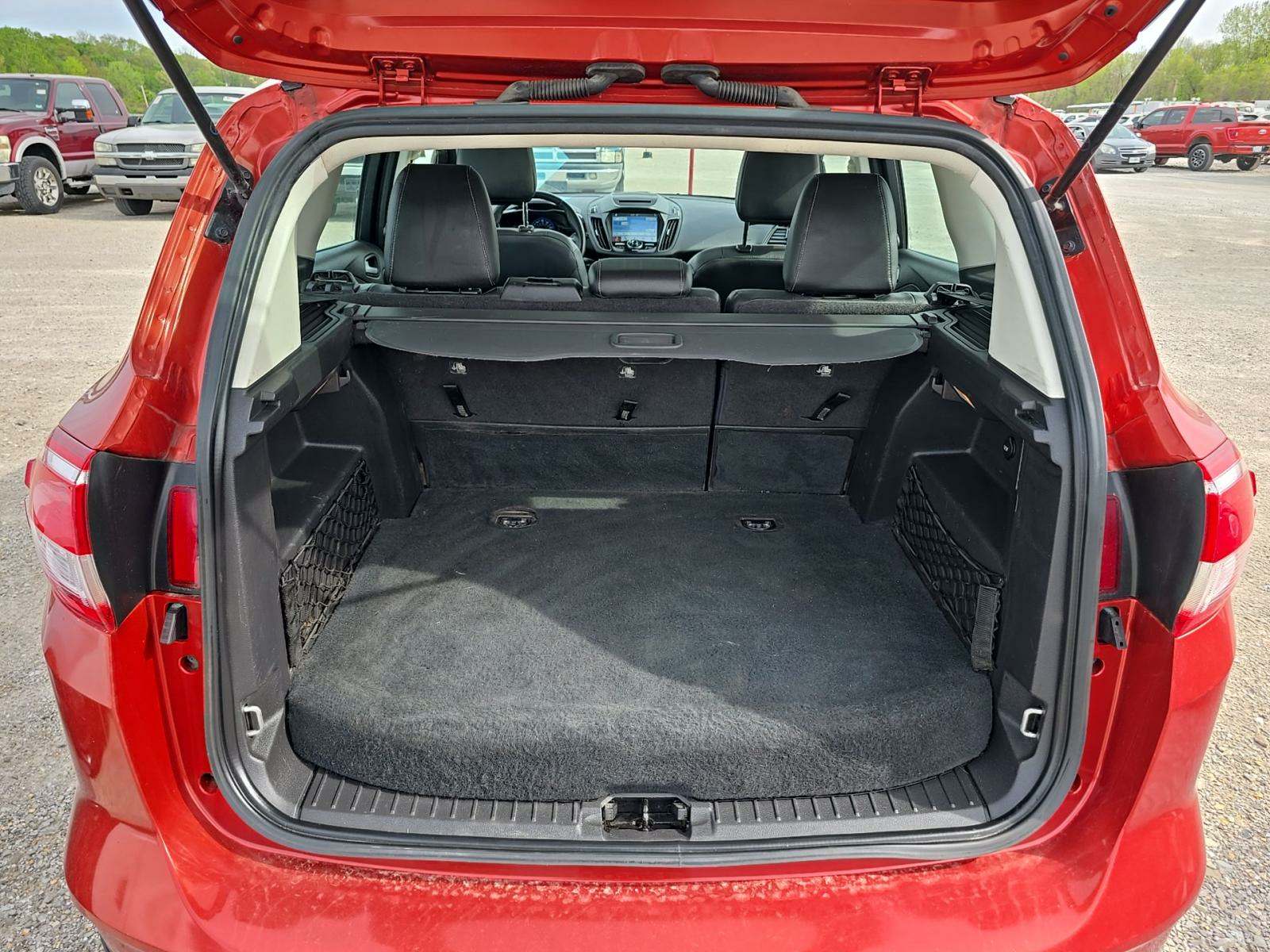 2018 Ford C-MAX Hybrid Titanium FWD