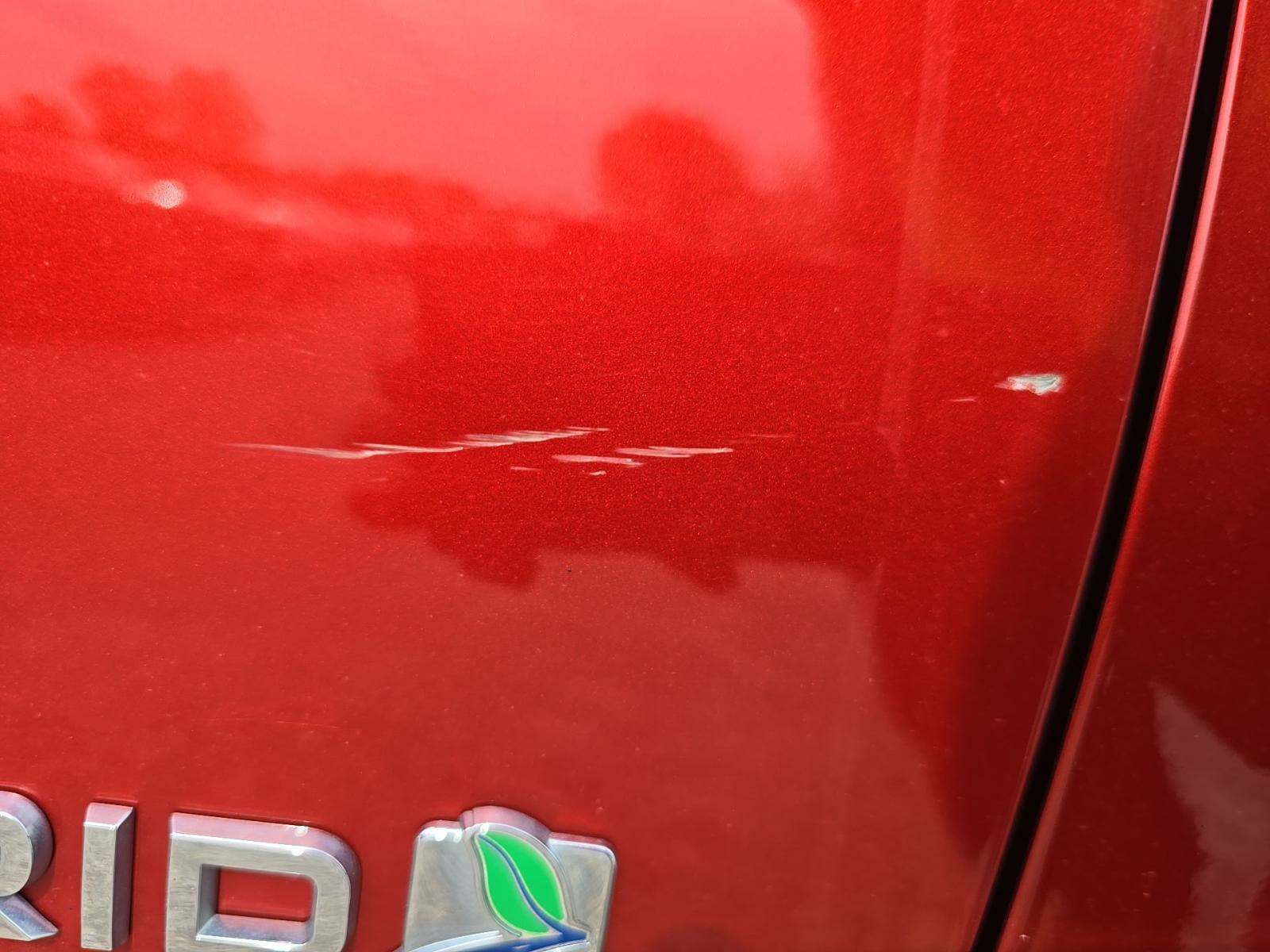 2018 Ford C-MAX Hybrid Titanium FWD