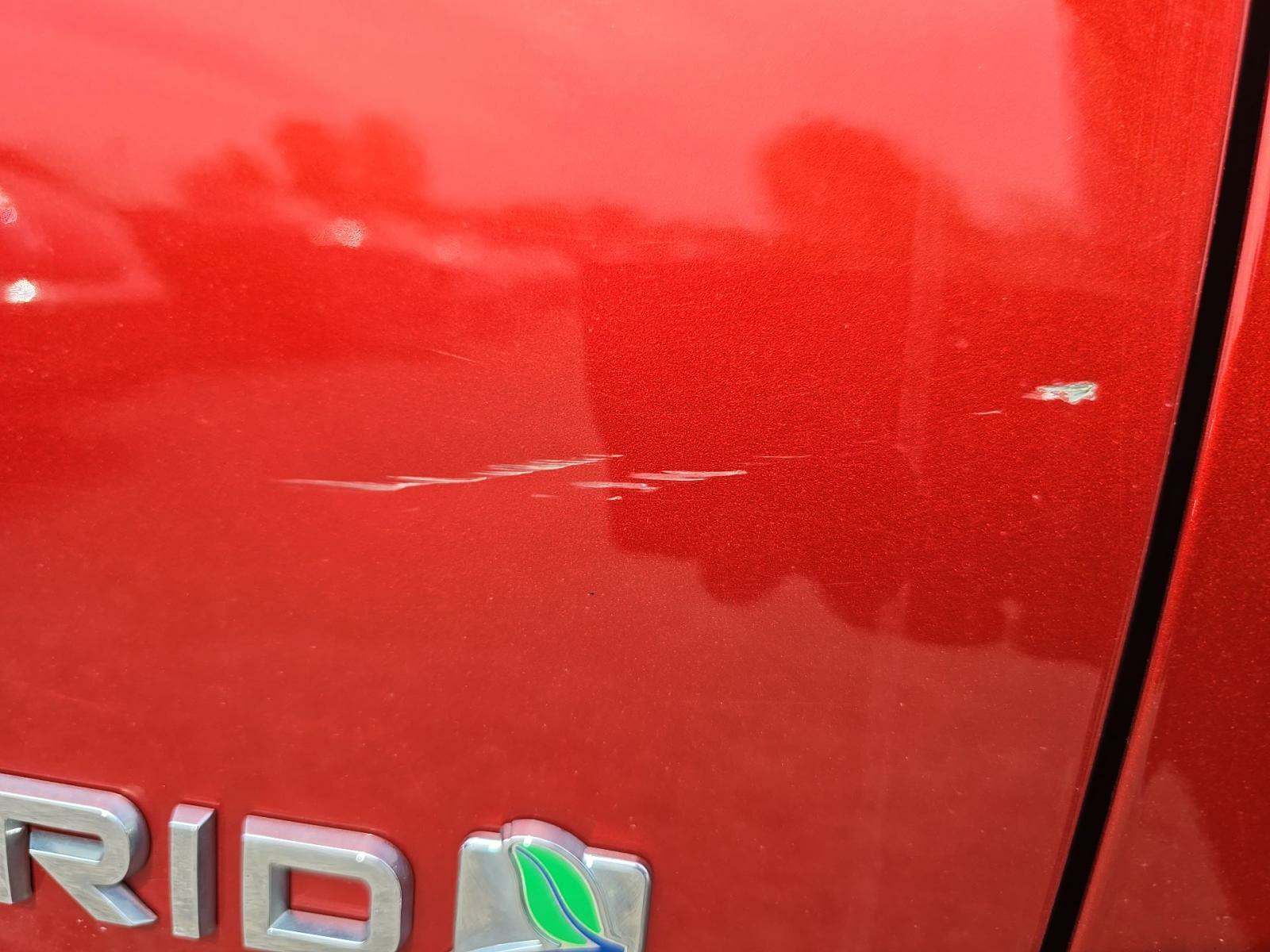 2018 Ford C-MAX Hybrid Titanium FWD