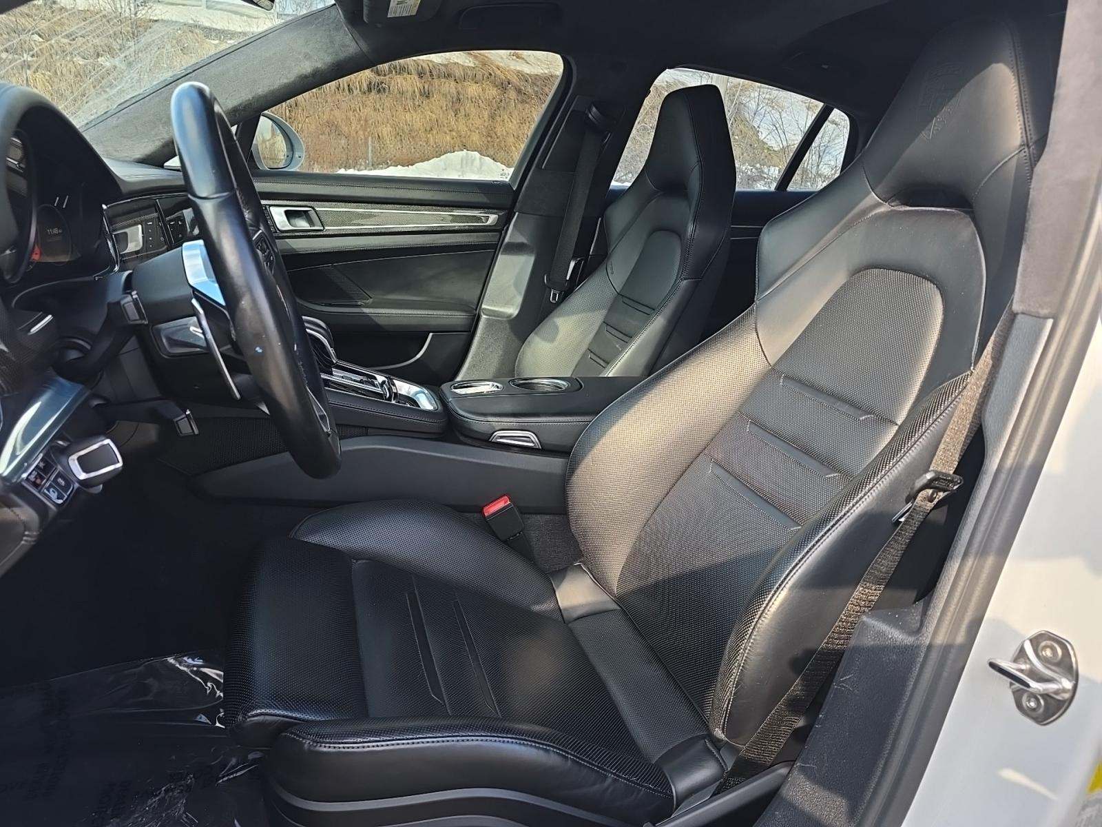 2020 Porsche Panamera GTS AWD