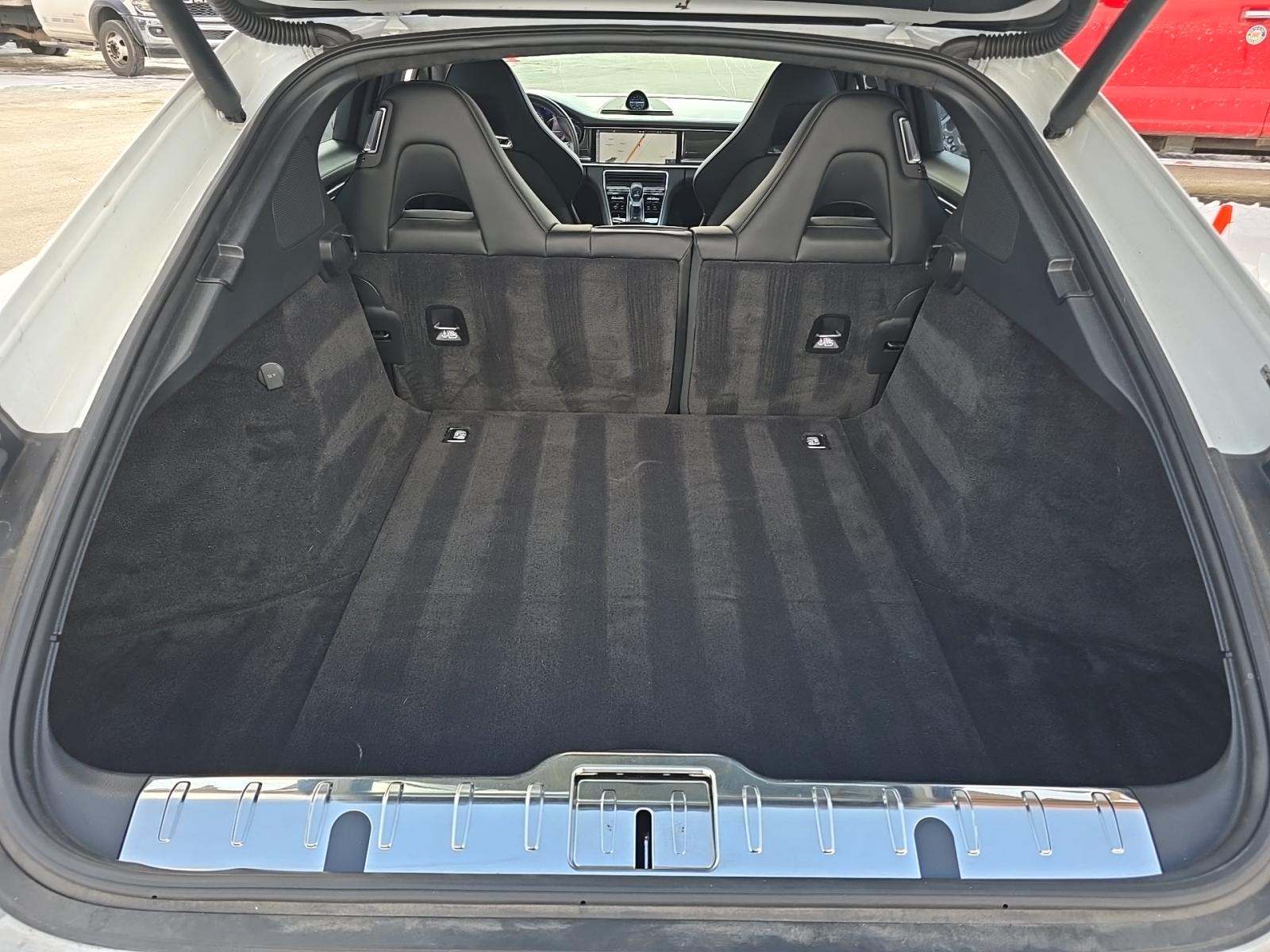 2020 Porsche Panamera GTS AWD