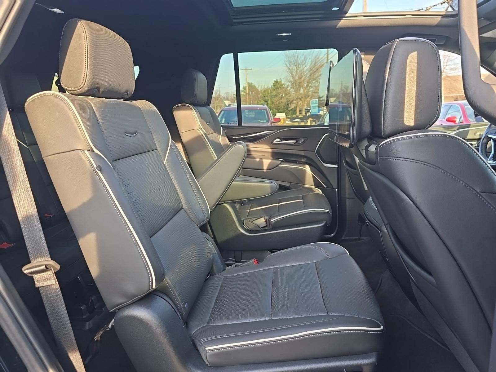 2023 Cadillac Escalade Sport AWD