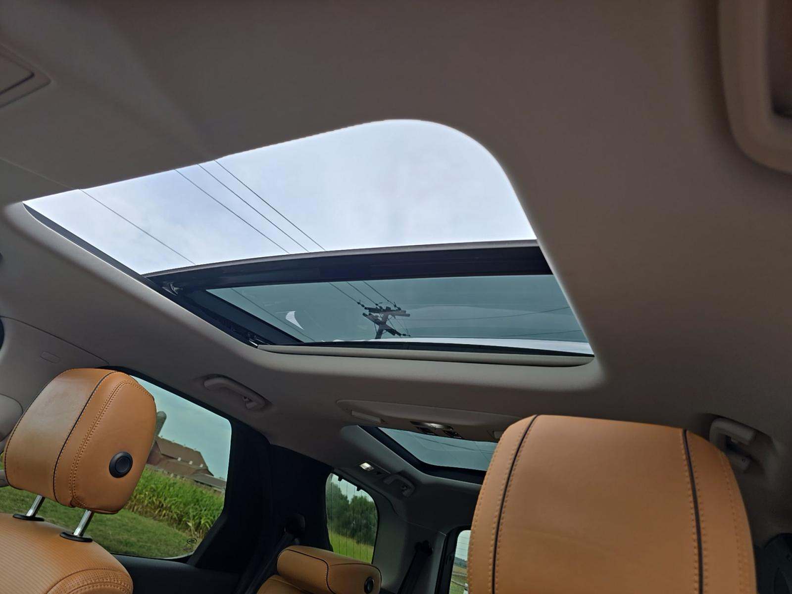 2017 Land Rover Discovery HSE AWD