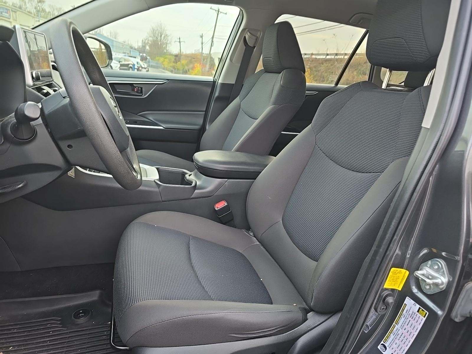 2023 Toyota RAV4 LE AWD