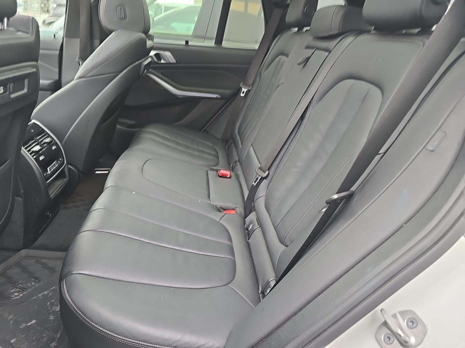 2022 BMW X5 xDrive45e AWD