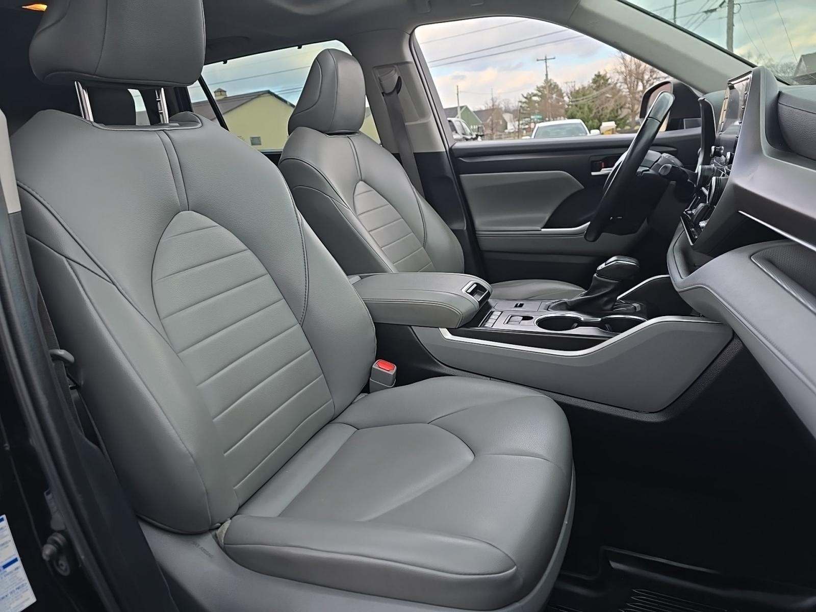 2021 Toyota Highlander Hybrid XLE AWD