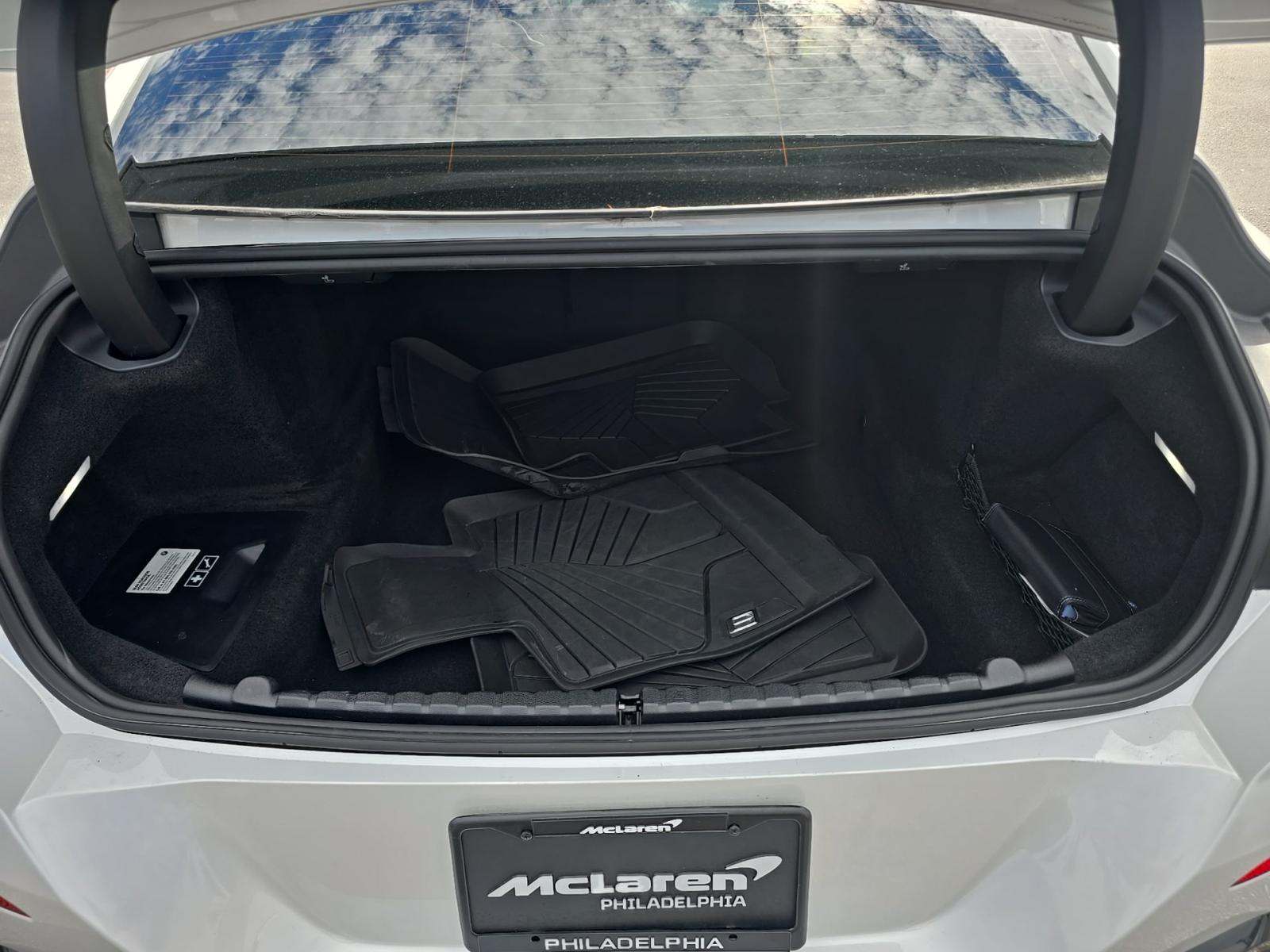 2022 BMW 8 Series M850i xDrive AWD