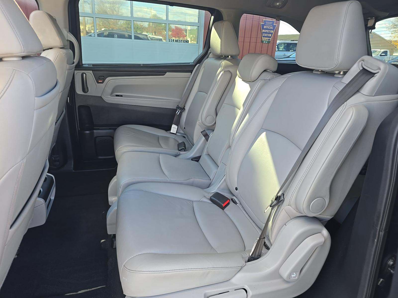 2021 Honda Odyssey Touring FWD