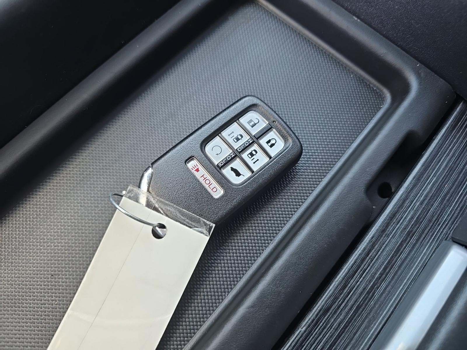 2021 Honda Odyssey Touring FWD