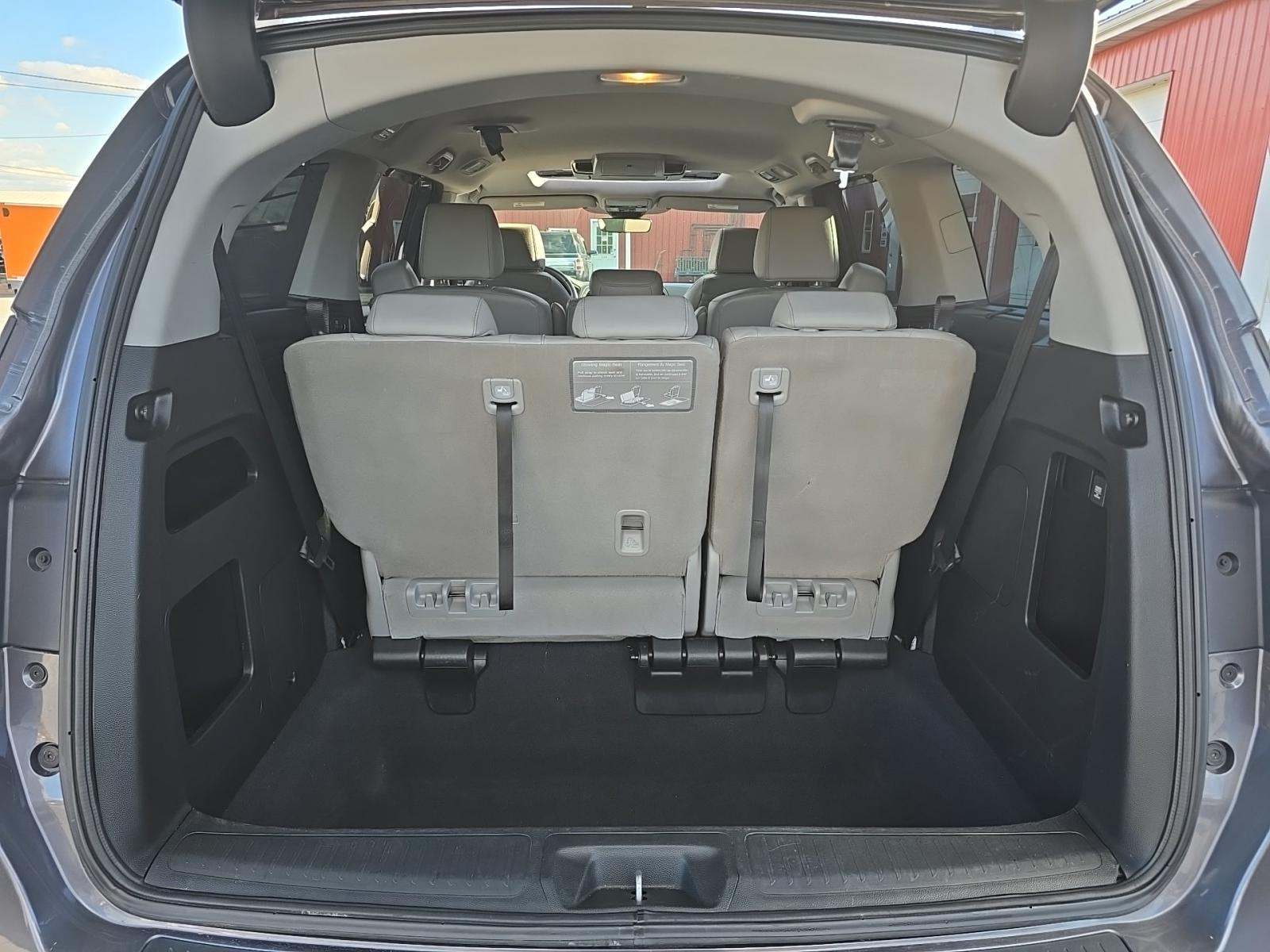 2021 Honda Odyssey Touring FWD